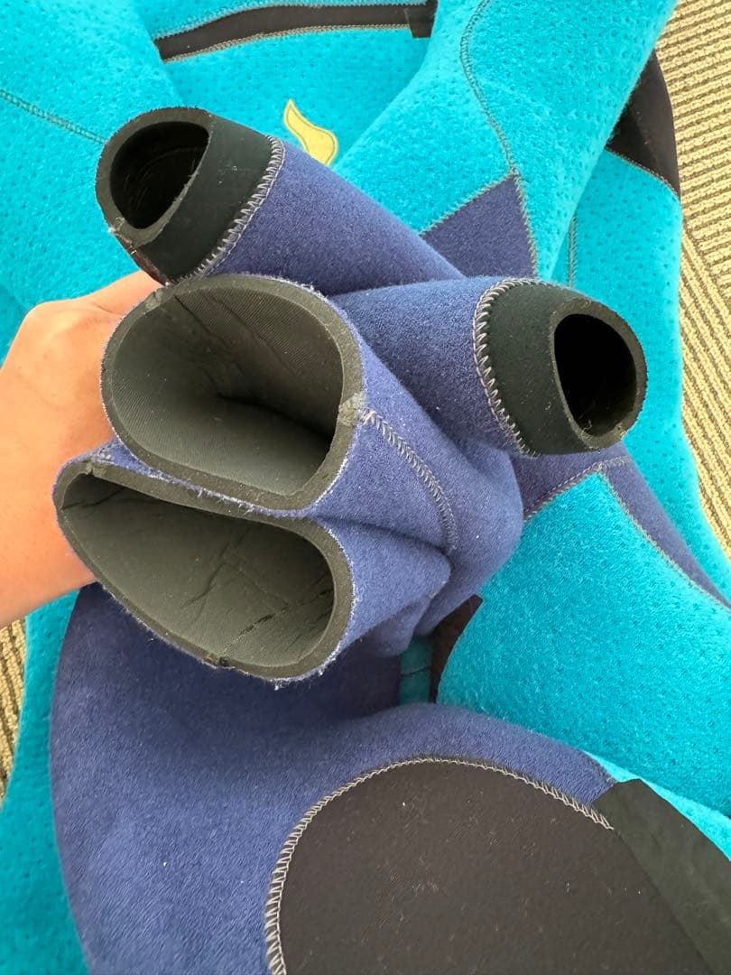 【美品】オニールセミドライ（キャップ付き）