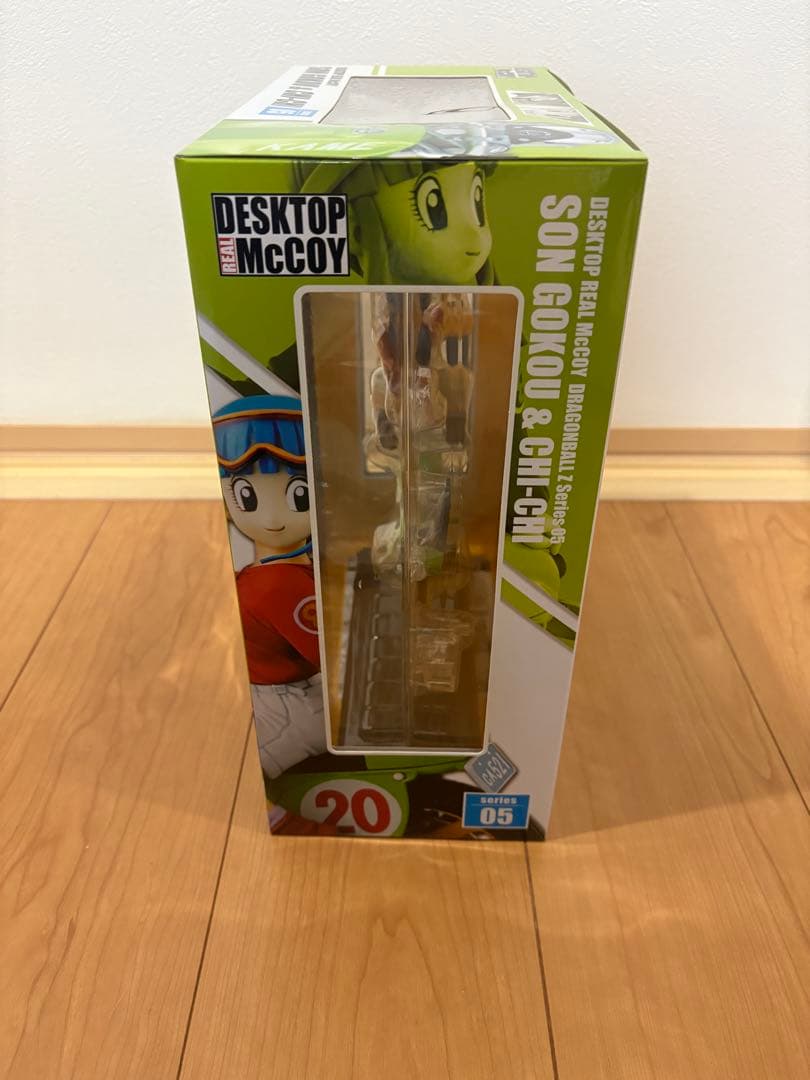 新品未開封 ドラゴンボール デスクトップリアルマッコイ 05 孫悟空&チチ
