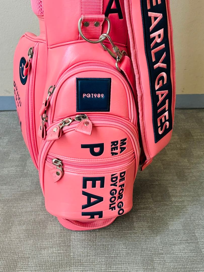 パーリーゲイツピンク キャディバッグ