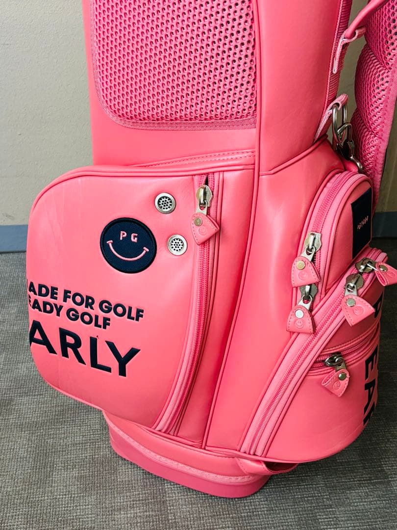 パーリーゲイツピンク キャディバッグ