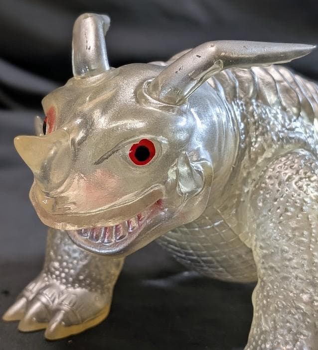 透明ネロンガ 四足（マルサン）クリア成型ソフビフィギュア