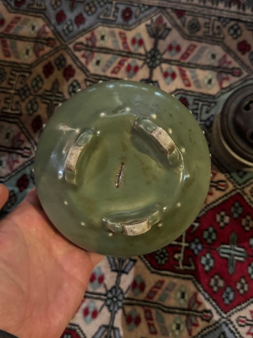 ‼️水芙蓉‼️早速半額→更に半額‼️リサイクルFORT‼️中国の青磁で三つ足香炉‼️