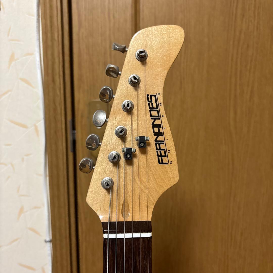 FERNANDES ストラトキャスタータイプ エレキギター SSHピックアップ