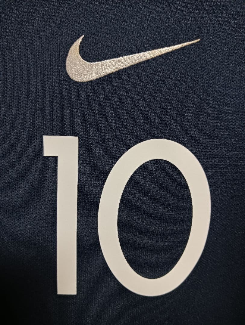 ナイキ フランス代表 エムバペ ユニフォーム 2018ホーム M 紙タグ付き