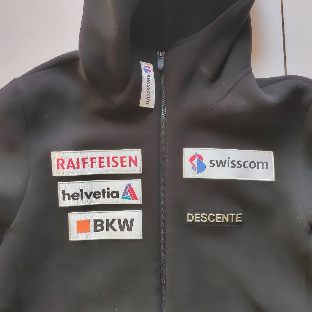 DESCENTE デサント スイスチームモデル 厚手フリースパーカー