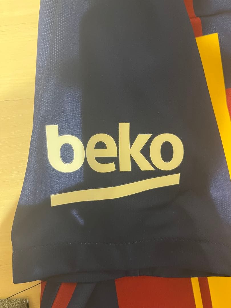 【正規品、カンプノウ購入】バルセロナ ユニフォーム メッシ Mサイズ