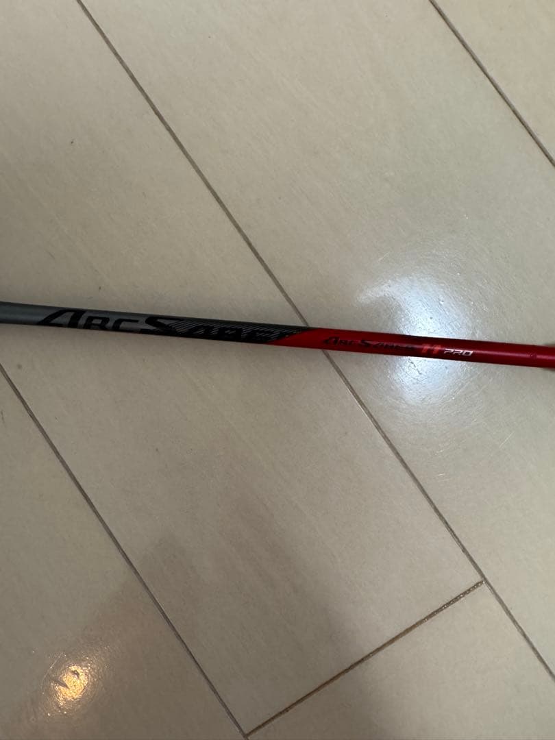 バドミントンラケット レッド ブラック 4U1-2713