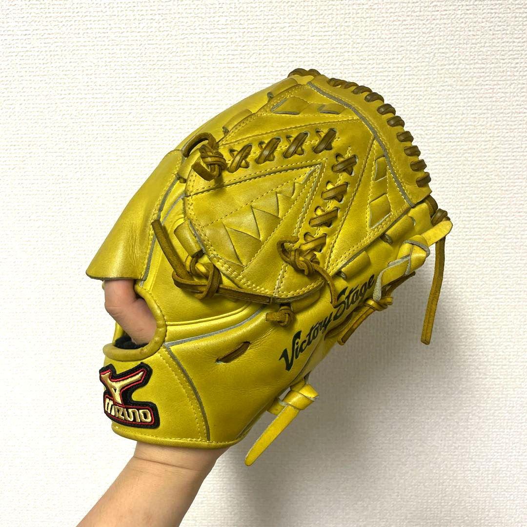 330 ミズノ ビクトリーステージ 硬式 投手用グローブ