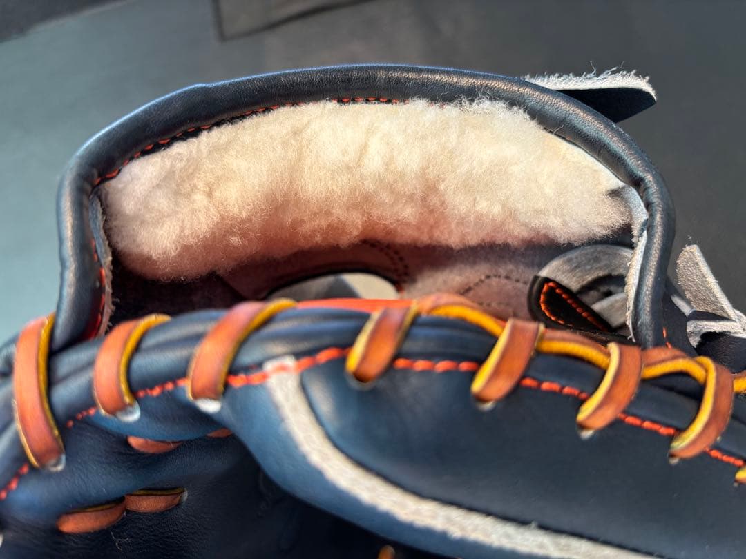 美品　ハタケヤマ硬式キャッチャーミット　40周年限定　M９