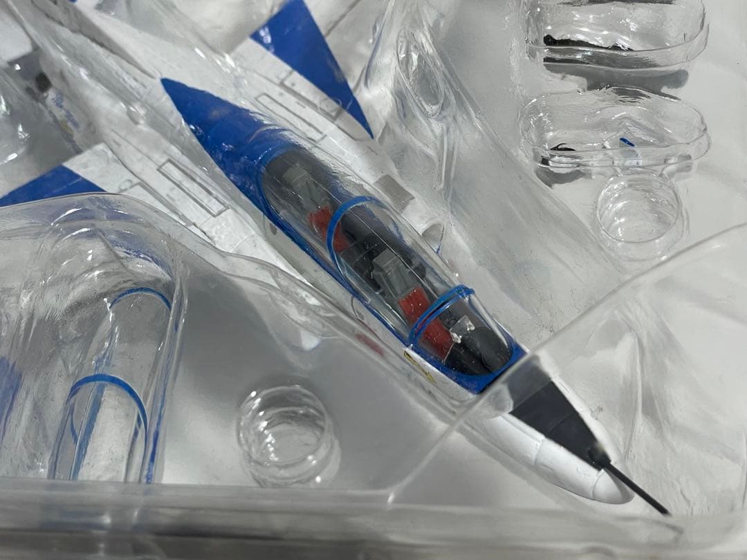 ホビーマスター航空自衛隊T-4ブルーインパルス1番機1/72No.HA3901