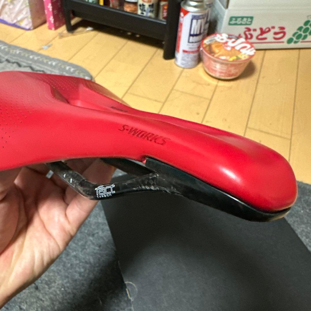 ひ*ん様 S-WORKS POWER ARC RED 155 カーボンサドル