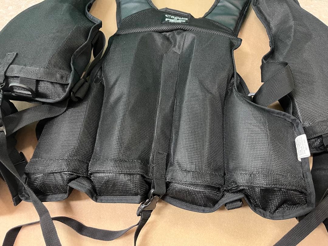 つむぎ　CRONO フィッシングベスト