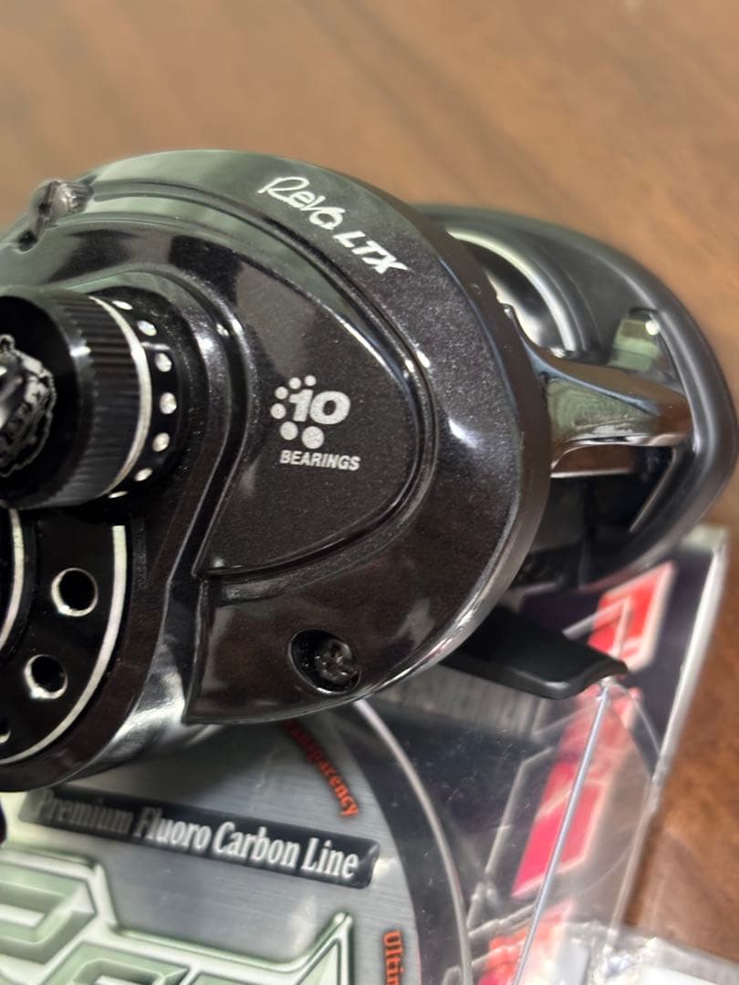 Abu Garcia REVO LTX ベイトリール左ハンドル