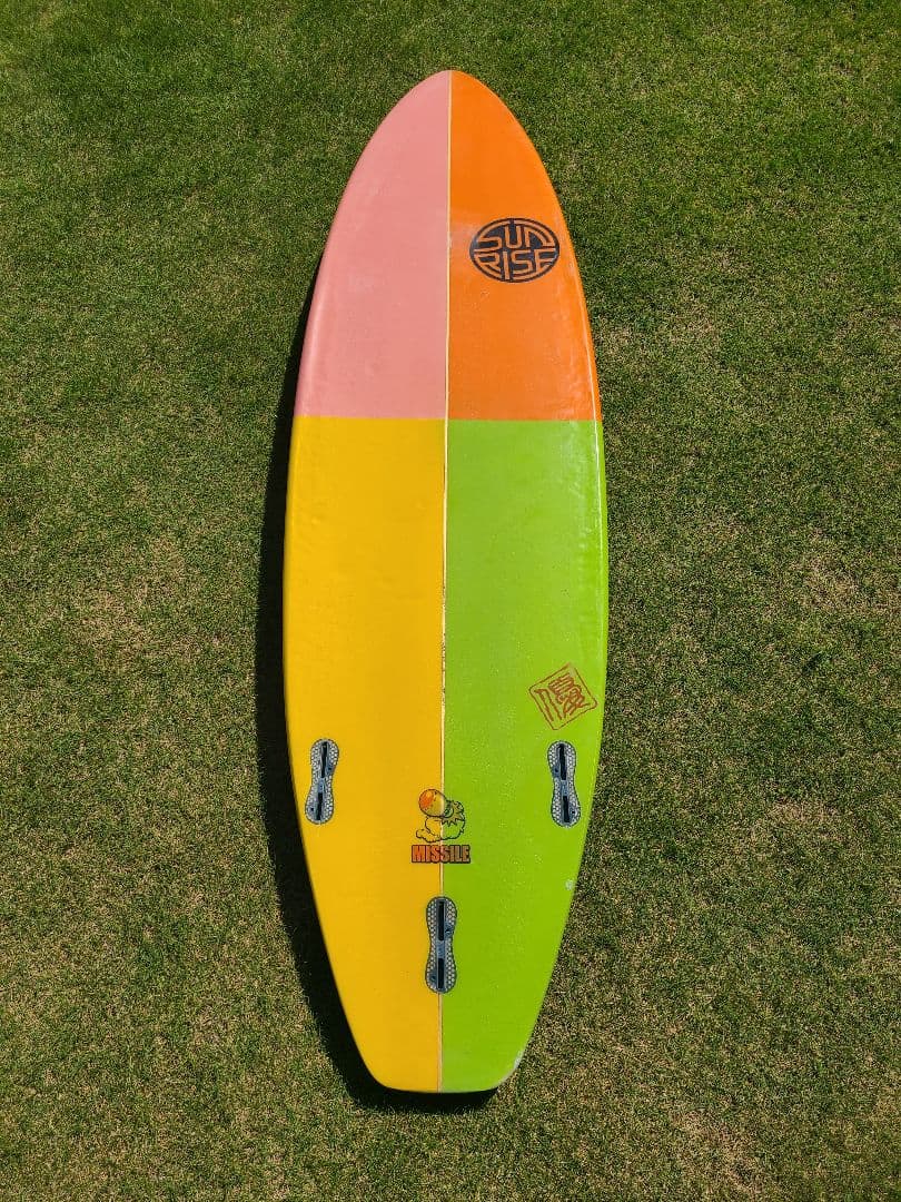 カラフルサーフボード(ショート)