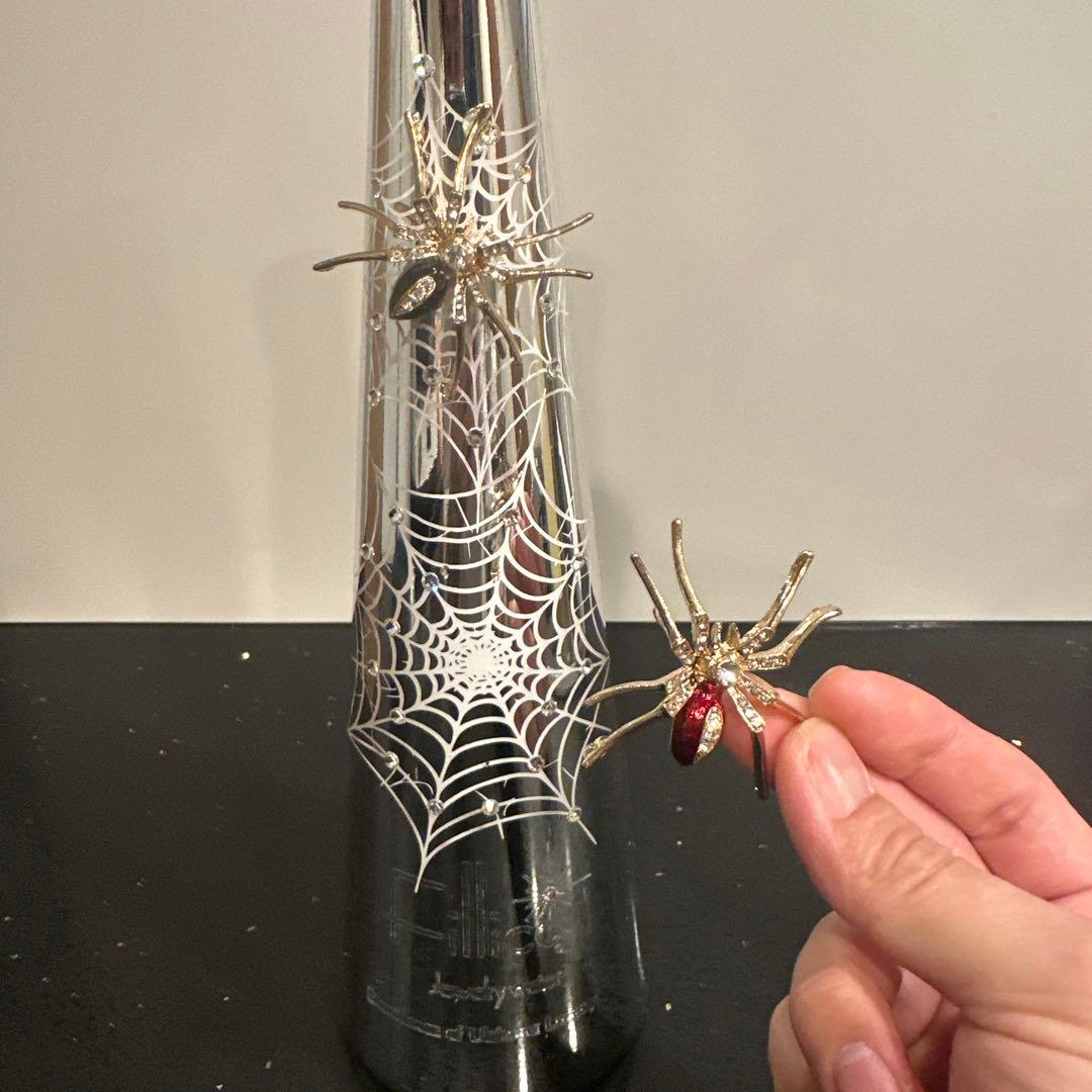 FILLICO クモの巣デザインボトル