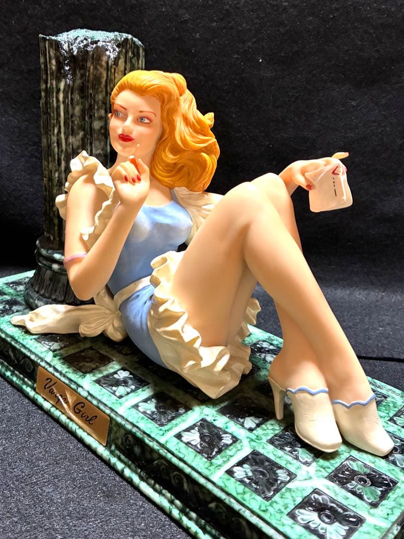 バーガスガール　ピンナップガール　ノーズアート アメリカンガール　コカコーラ