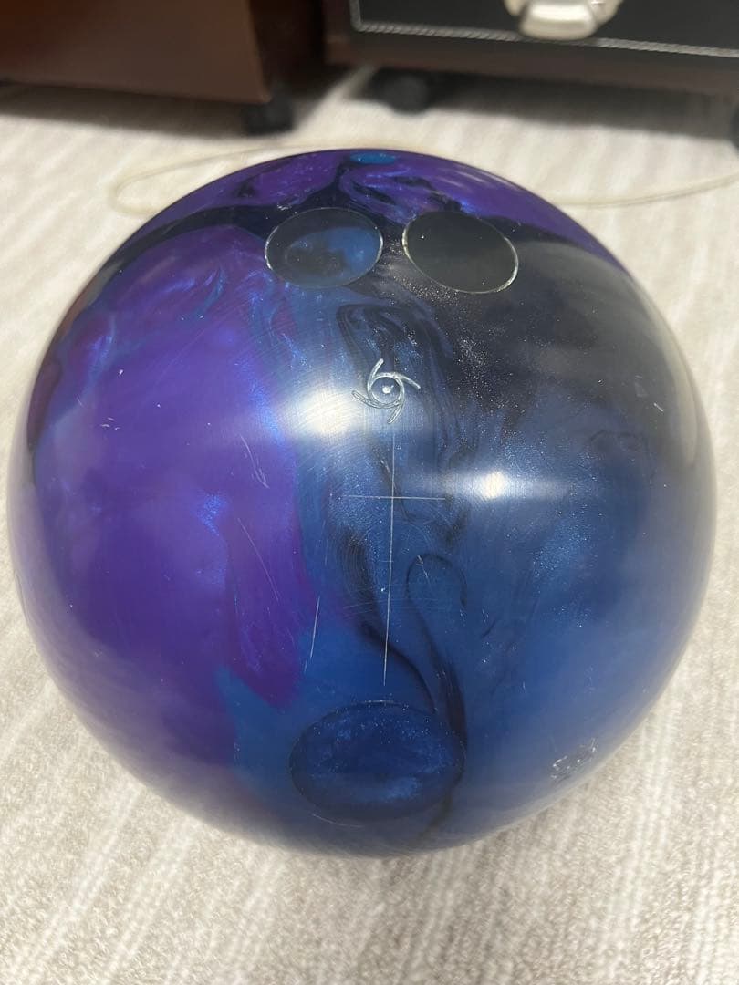 プラグ済　INFINITE PHYSIX ボウリングボール