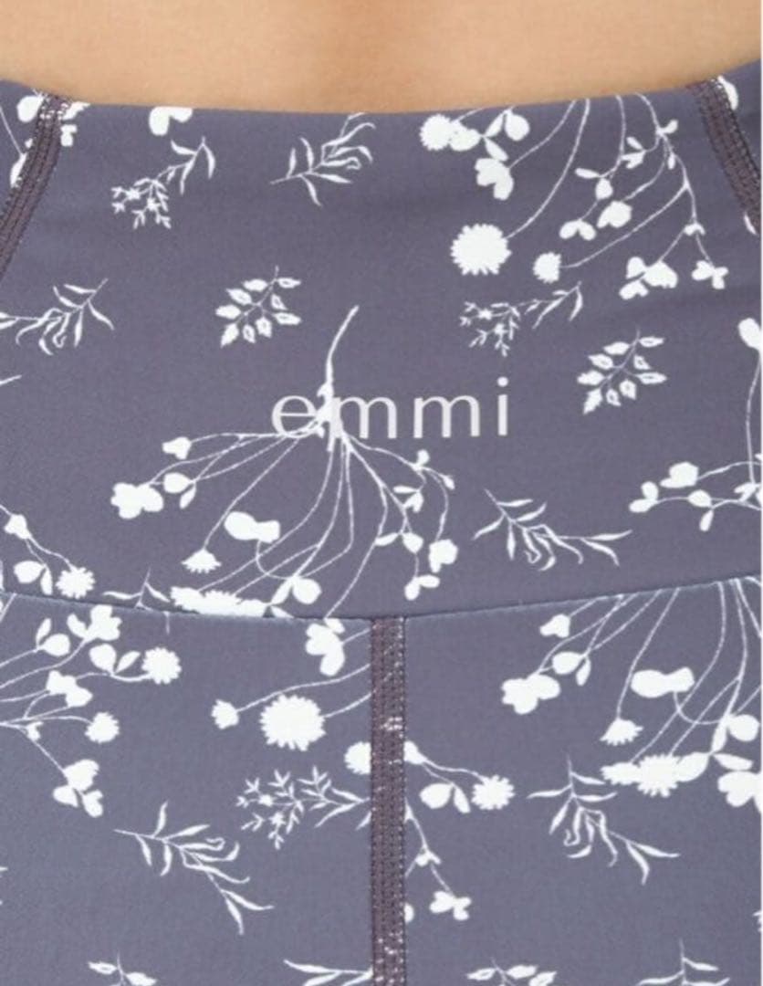 極美　emmi yoga エミヨガ　ヨガウェア　バッグクロス　ブルーグレー