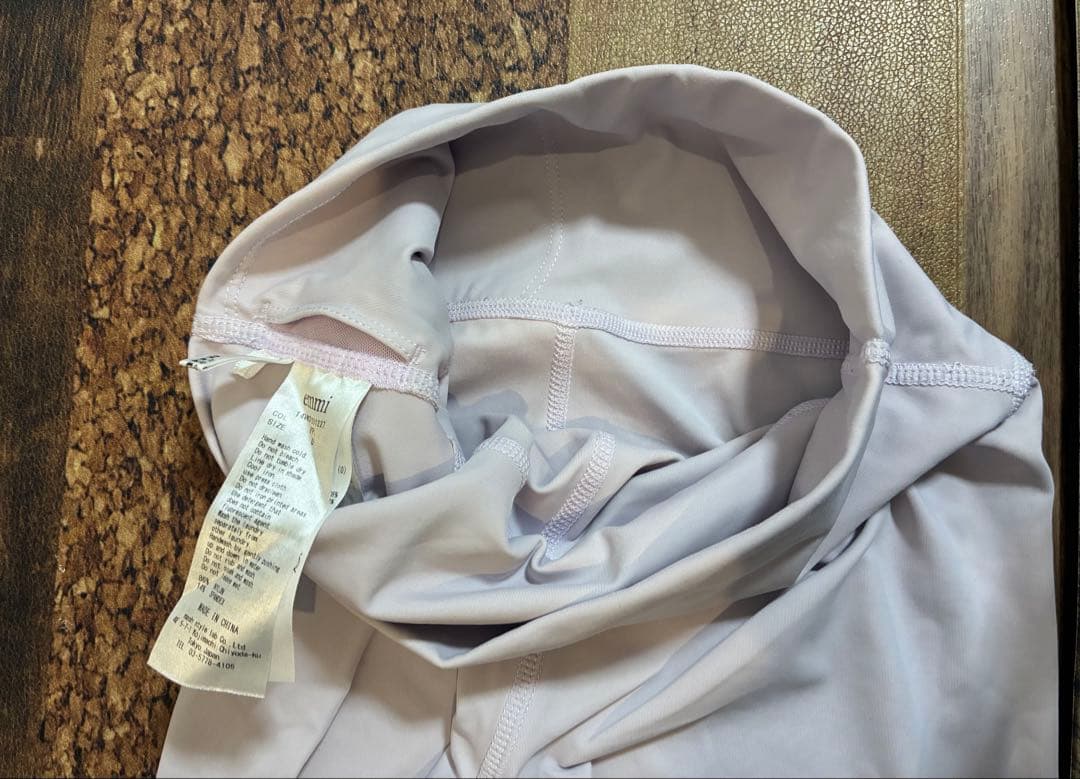 極美　emmi エミヨガ　ヨガウェア　薄パープル　吸水速乾　UVカット　接触冷感