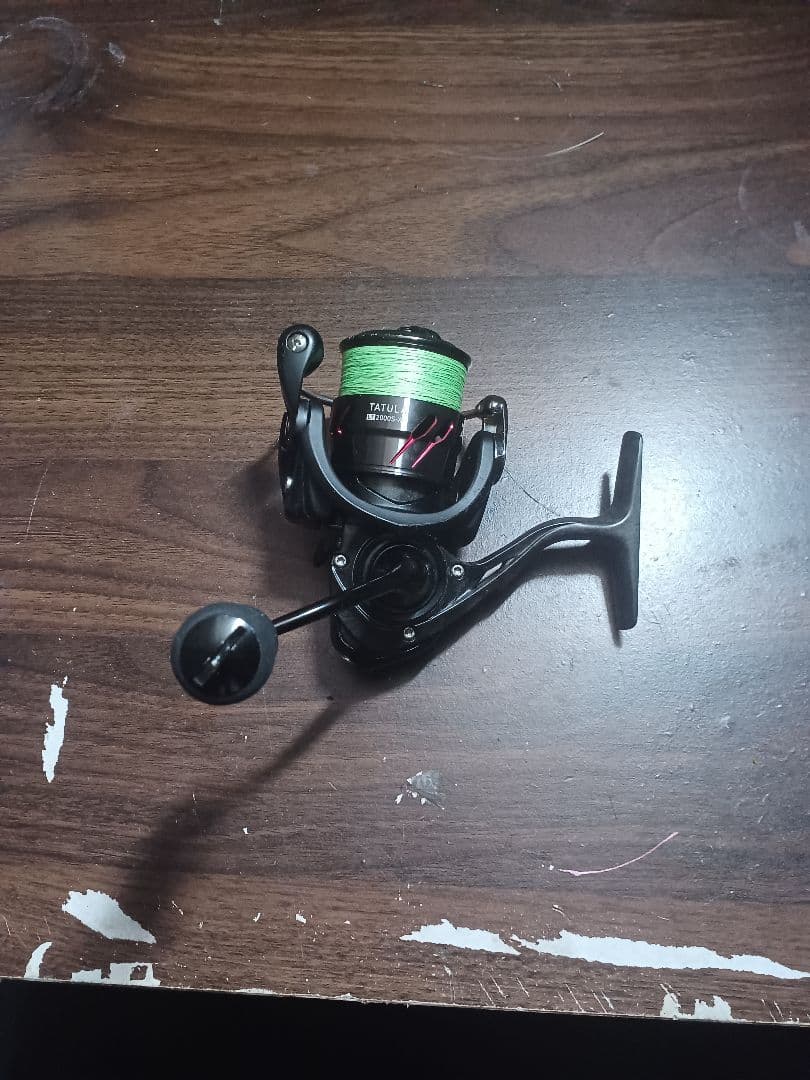 タトゥーラ2000xhスピニングリール