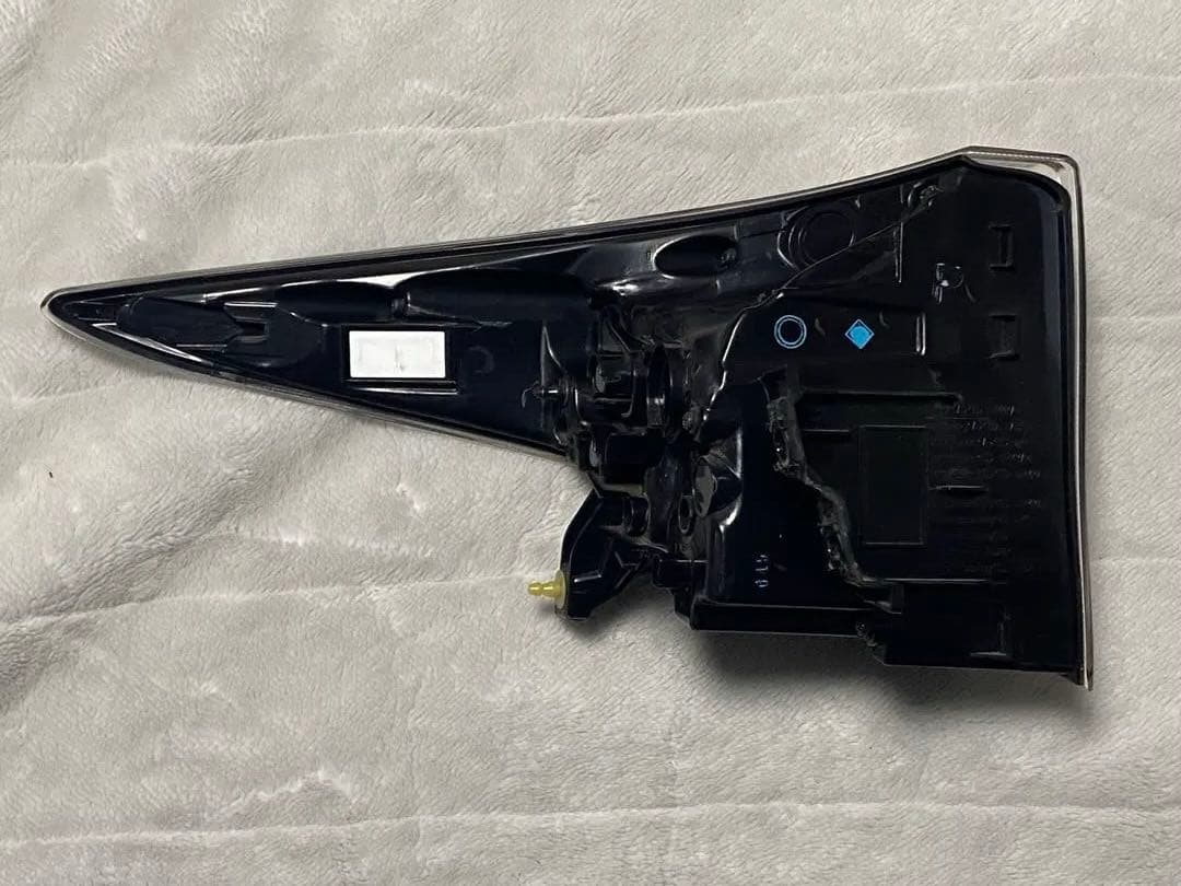 50プリウス 前期　ZVW50 テールライト 4個セット ICHKOH