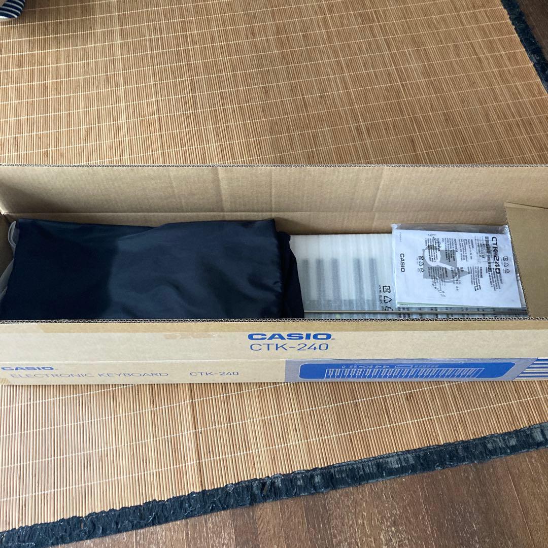 CASIO CTK-240 電子キーボード 49鍵盤　ブラック