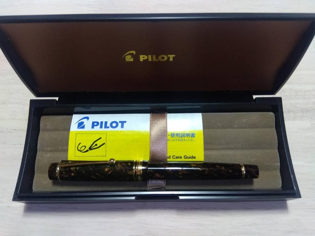 PILOT パイロット CUSTOM LE レガンス 万年筆 F字 ペン先18K