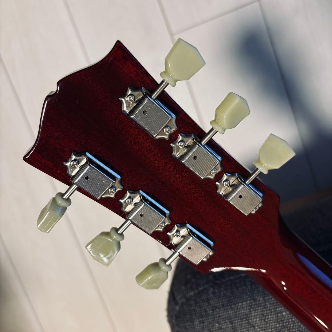 ギター Archtop Tribute AT135STP