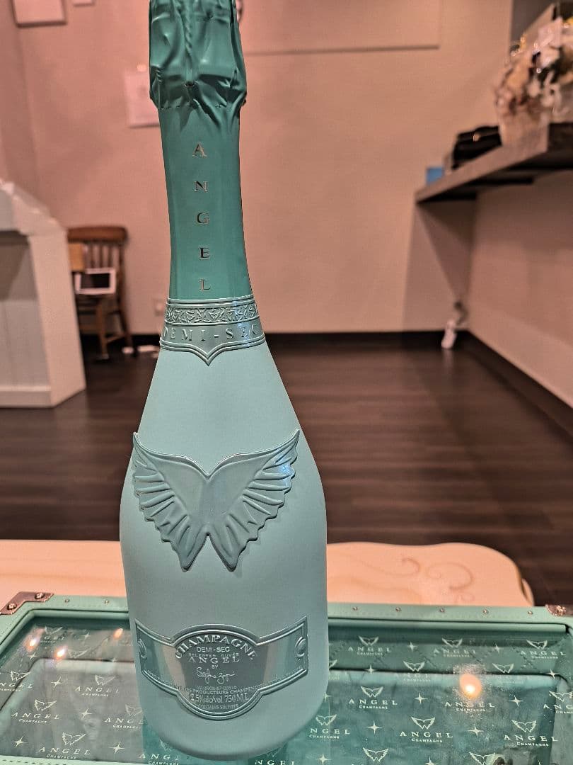 エンジェル シャンパン ドゥミセック リミテッド サマー グリーン　レザータイプ