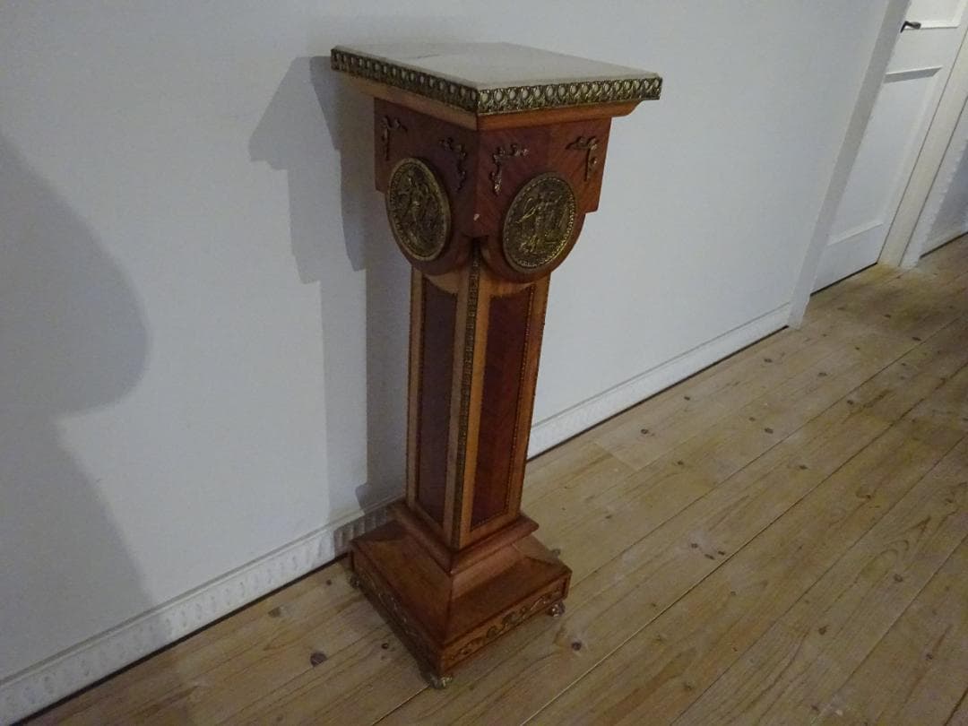 スペイン製　花台　時計台　飾り台　アンティーク　大理石天板　真鍮装飾