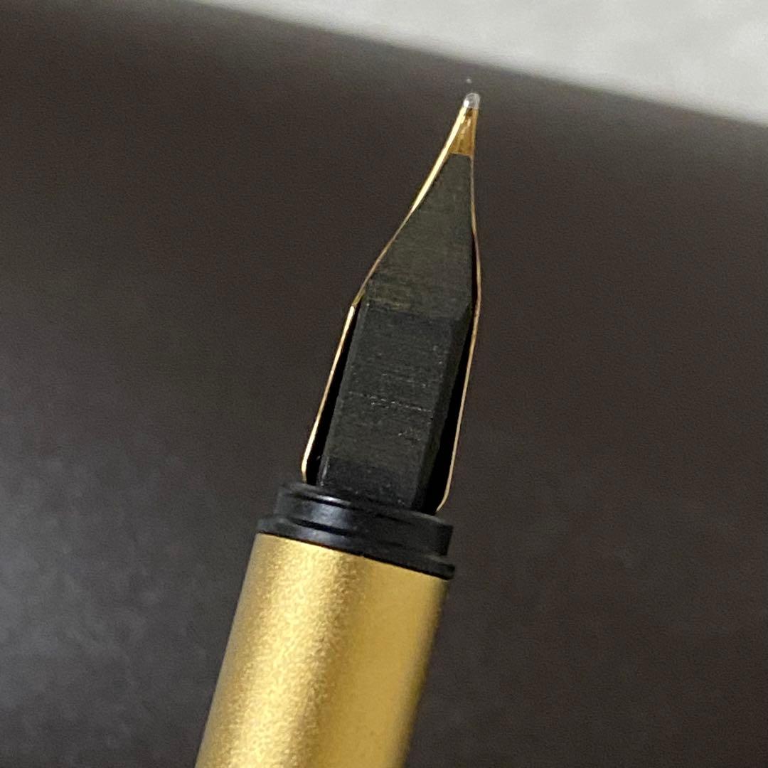 極美品　モンブランMONTBLANC ノブレス　ゴールド　万年筆　585 F