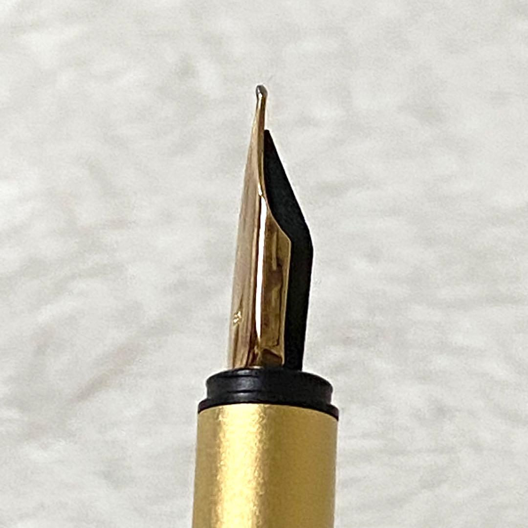 極美品　モンブランMONTBLANC ノブレス　ゴールド　万年筆　585 F