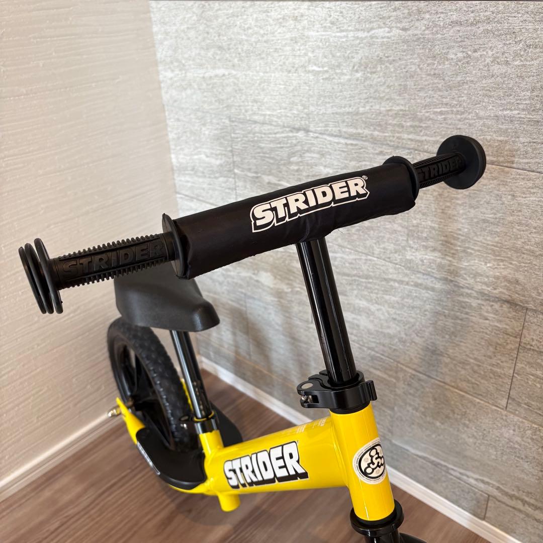 美品　STRIDER ストライダー　イエロー　キッズバイク　12インチ