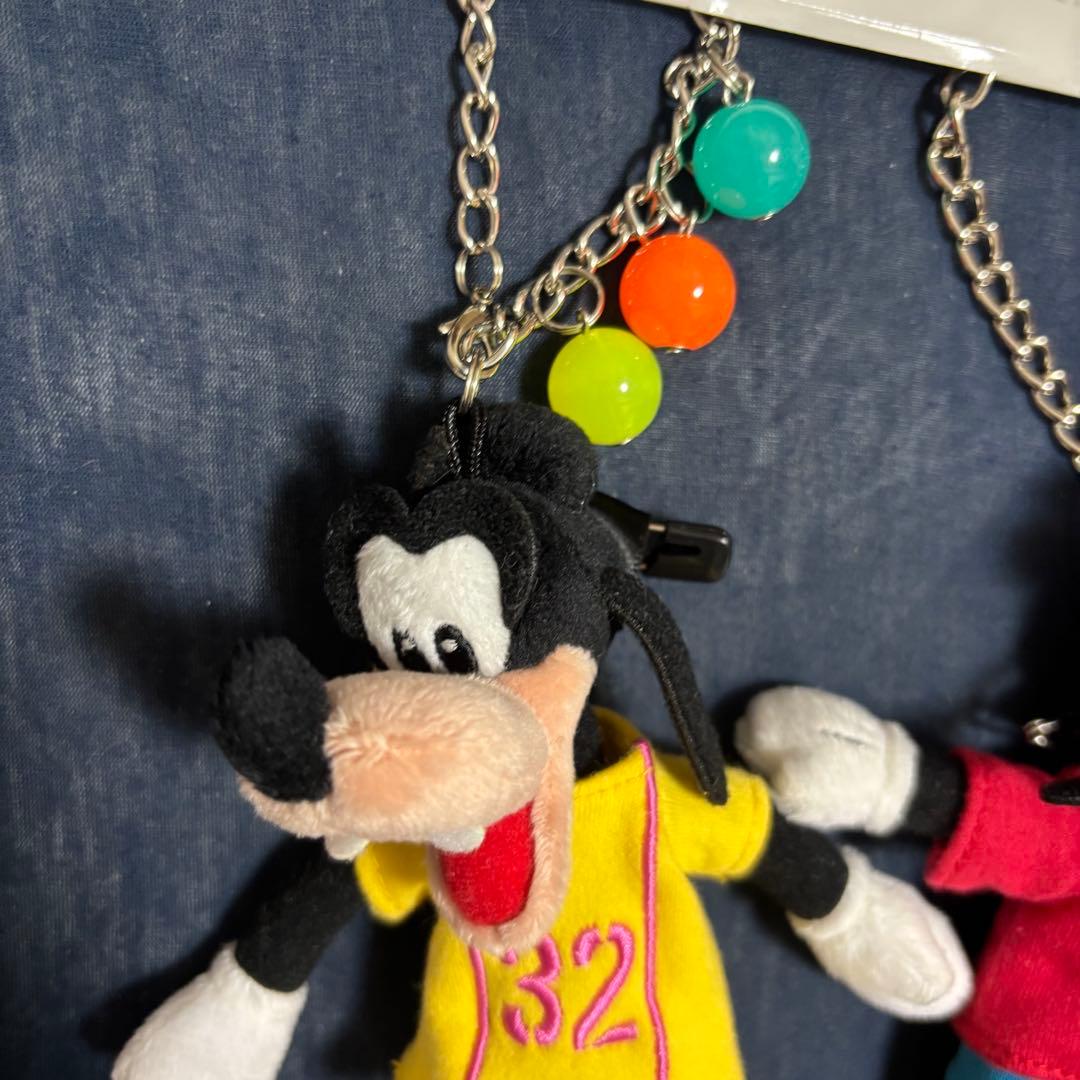 グーフィー　マックス　バッジつきペアチェーン