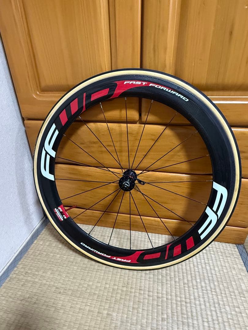 6/30まで限定出品！爆音！FFWD F6R カーボンホイール　専用ケース付き