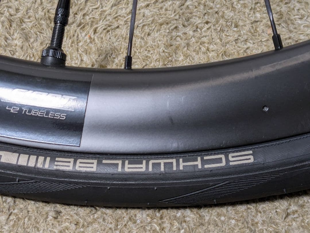 ジャイアント　SLR1 42 DISC フックレス　カーボンホイールセット中古