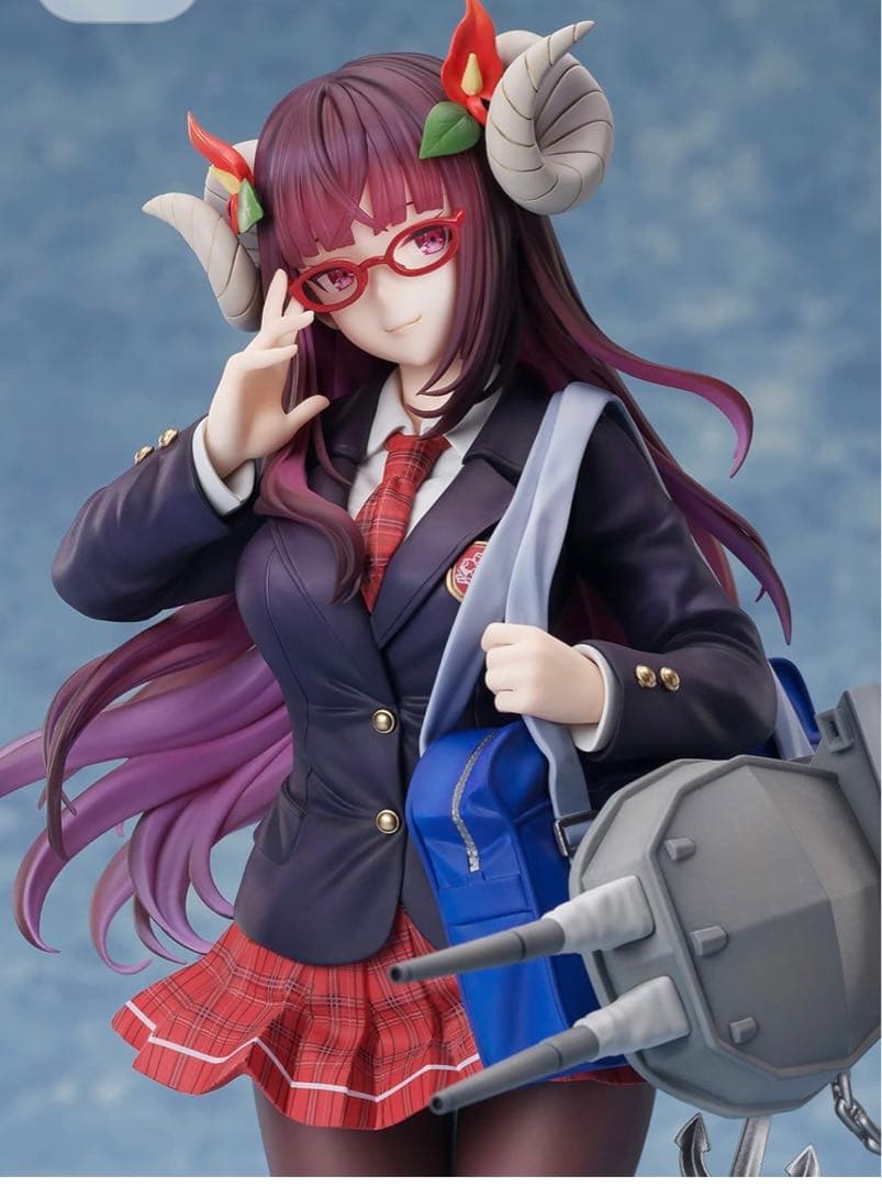 駿河 文化系なんだからっver. 1/7スケールフィギュア アズールレーン。