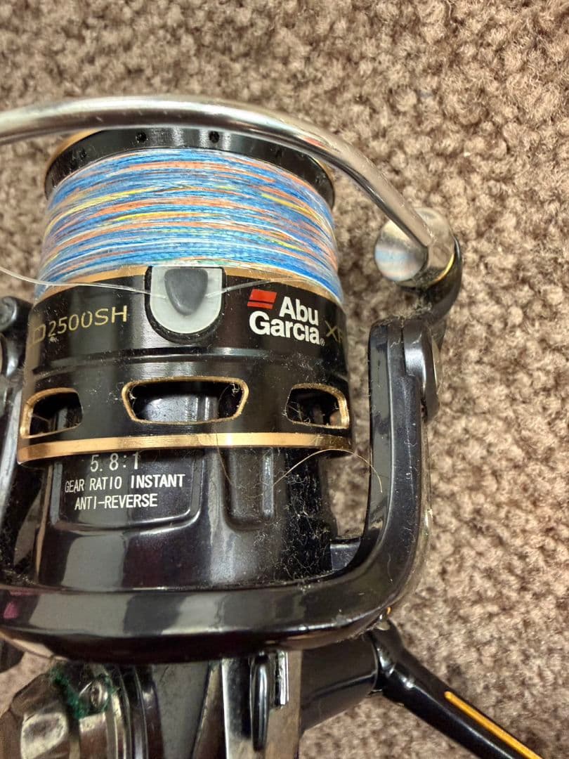 リール Abu Garcia REVO SHIELD 2500SH