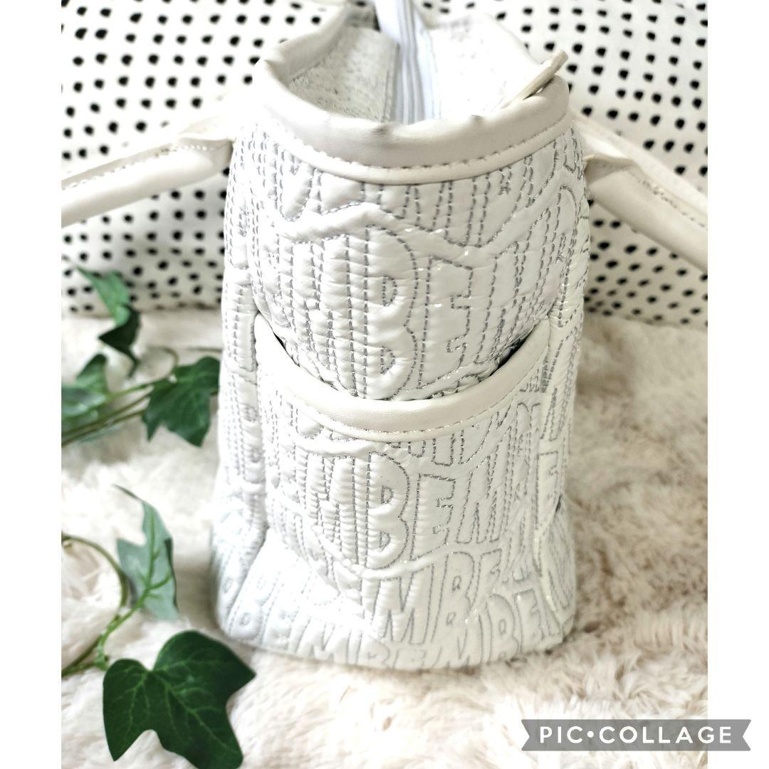 【希少】マスターバニーエディションカートバッグ　刺繍ロゴ　エンボス　ゴルフ　白