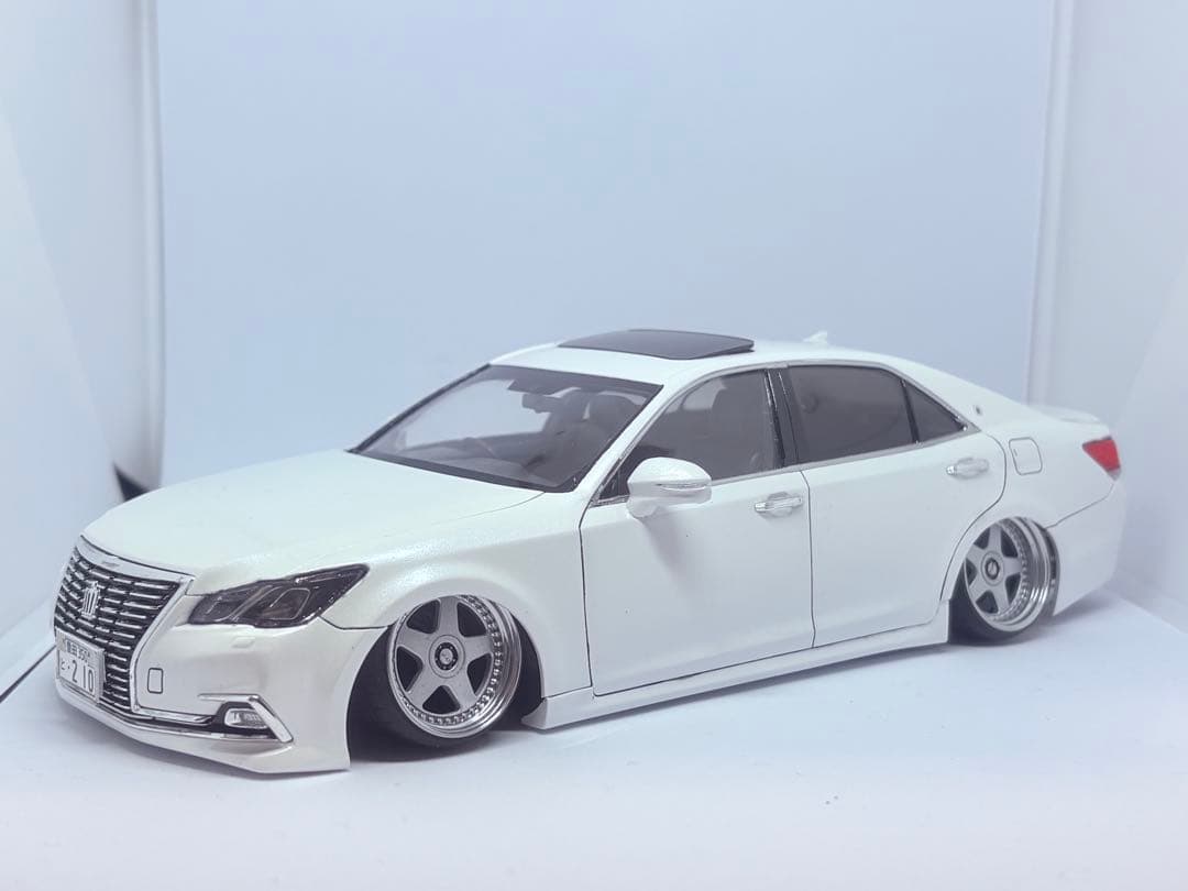 カーズ 21クラウン ロイヤルサルーン後期