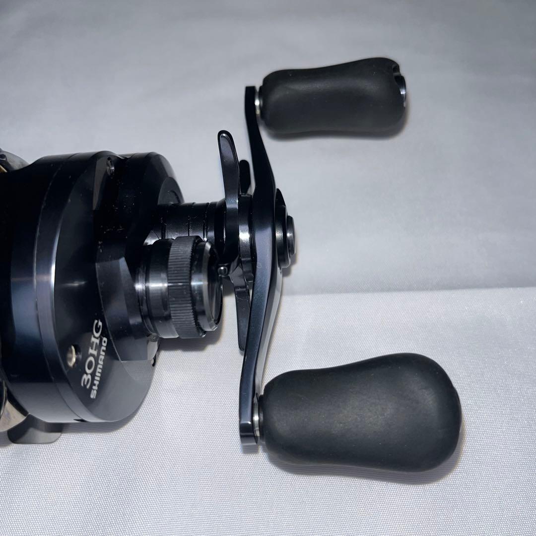 シマノ 24 カルカッタコンクエスト シャローエディション 30HG 付属品完備