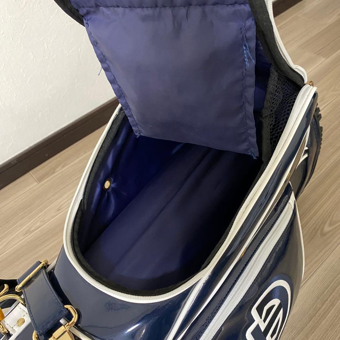 ムータマリンゴルフ　キャディバック　紺色　サメ