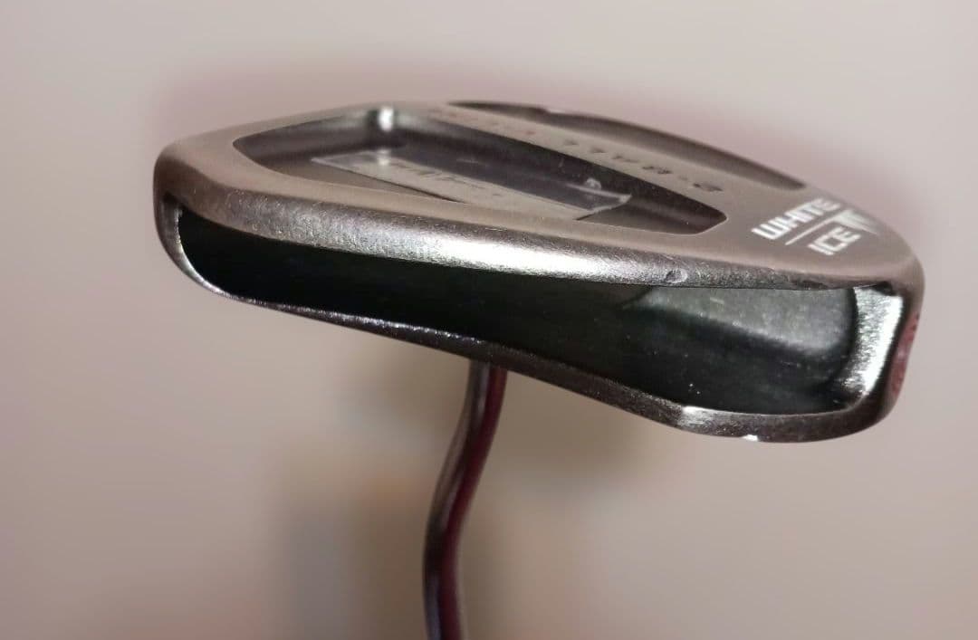 オデッセイ　WHITE ICE 2-BALL V-LINE　　 パター