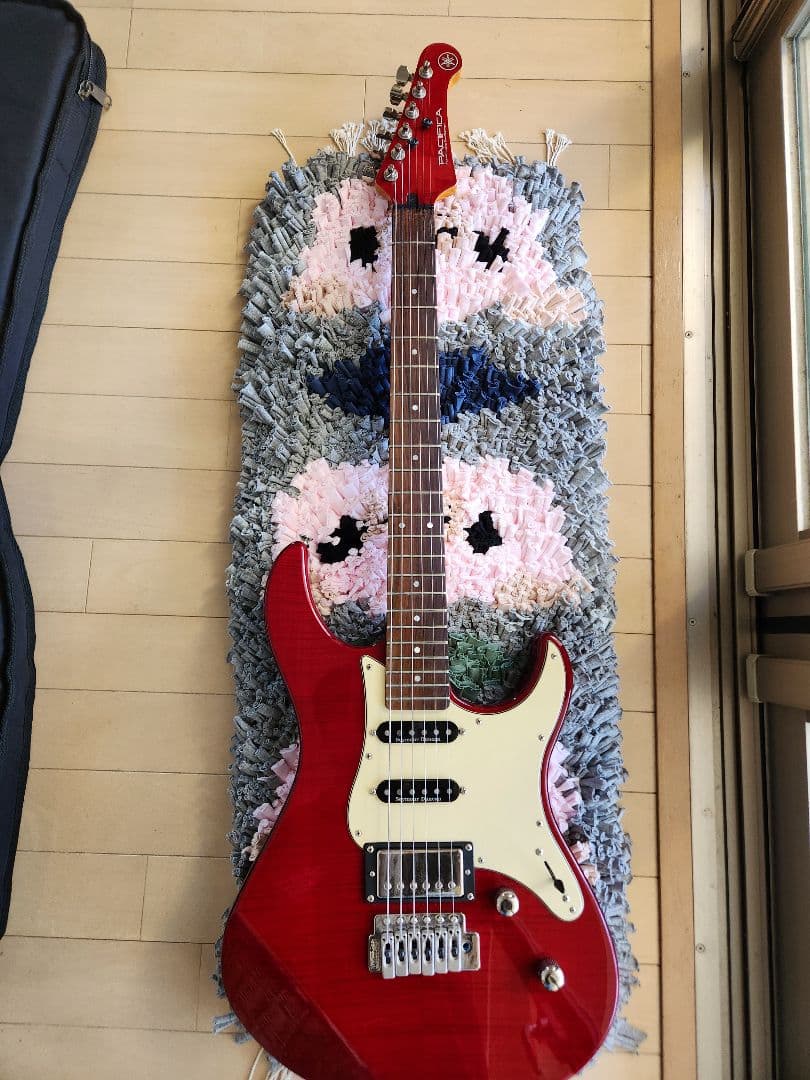 Yamaha PAC612VFM レッドエレキギター