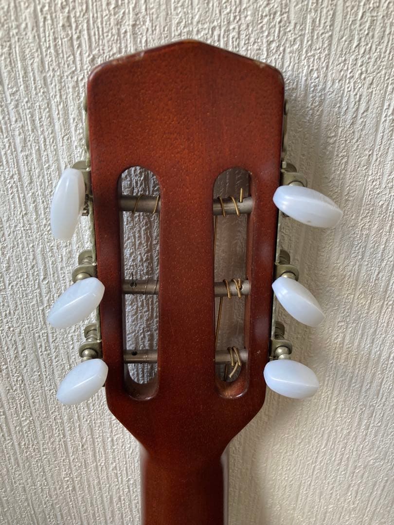 saga BM-200 マカフェリギター サガ　ジャンゴラインハルト日比谷カタン