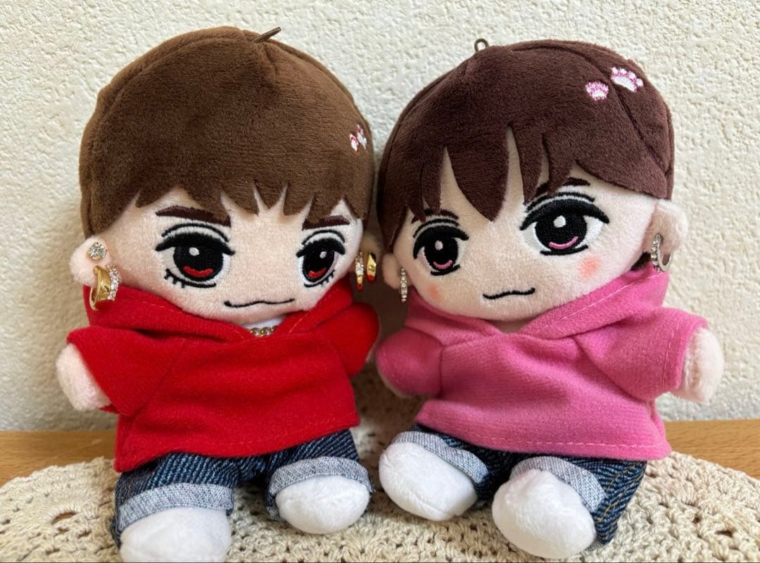 TravisJapan トラジャ はぴぬい パーカー&デニムパンツ