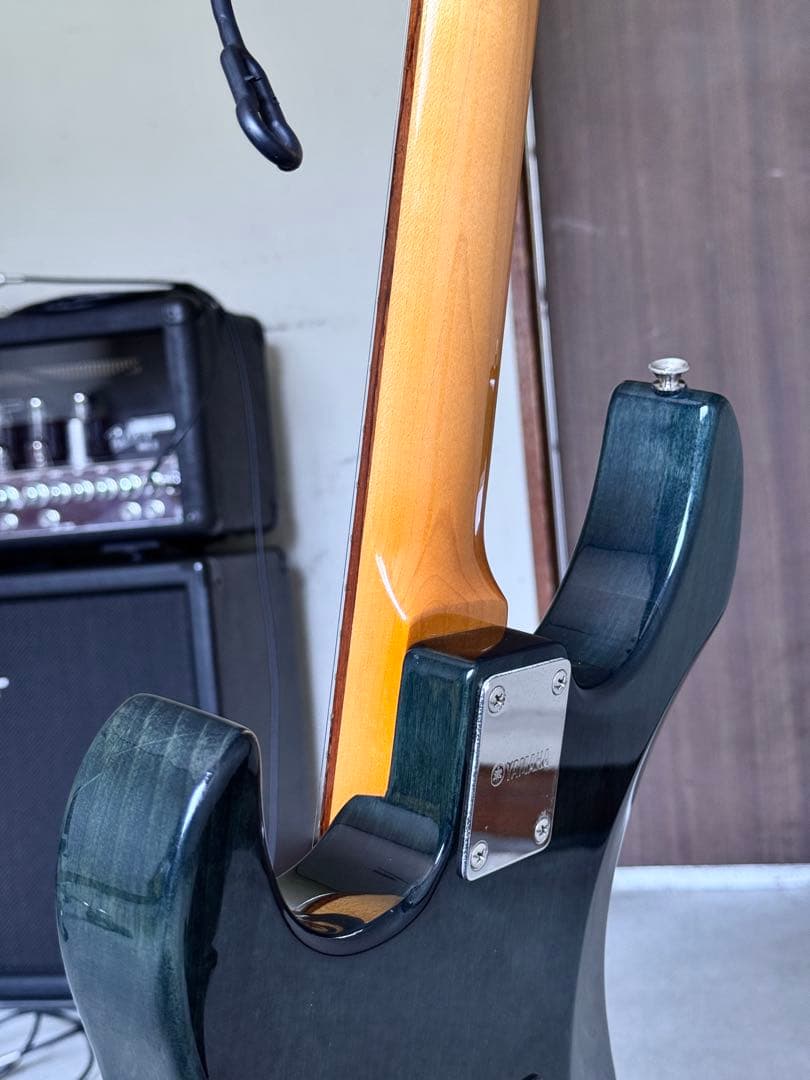 YAMAHA PACIFICA 612 インディゴブルー