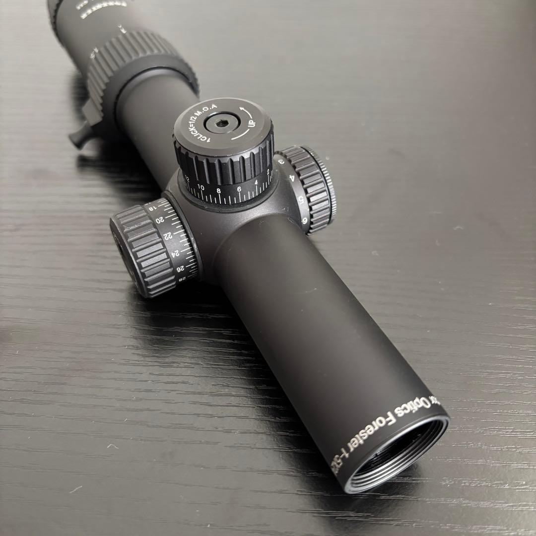 Vector Optics FORESTER 1-5×24 GENⅡ マウント付
