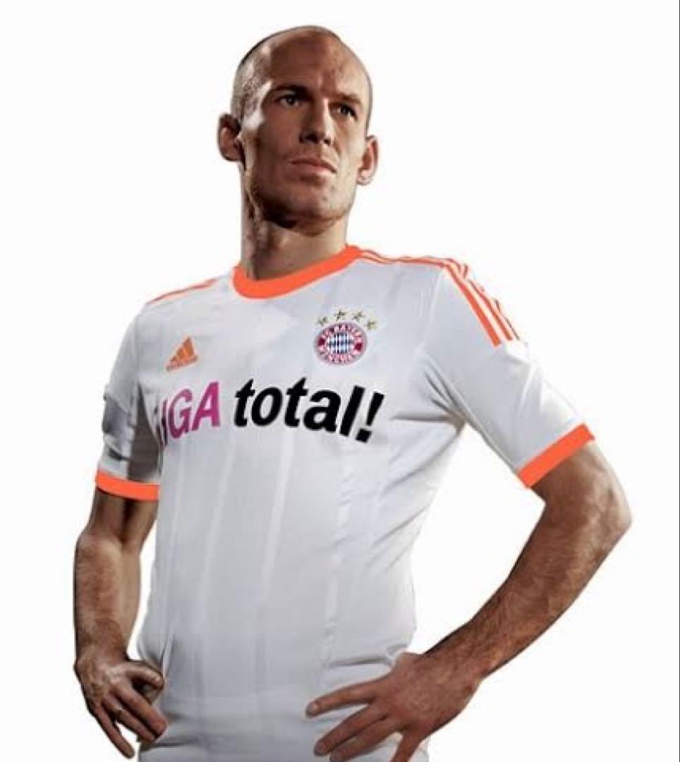 新品タグ付き　正規品　バイエルン アウェイ　ロッベン