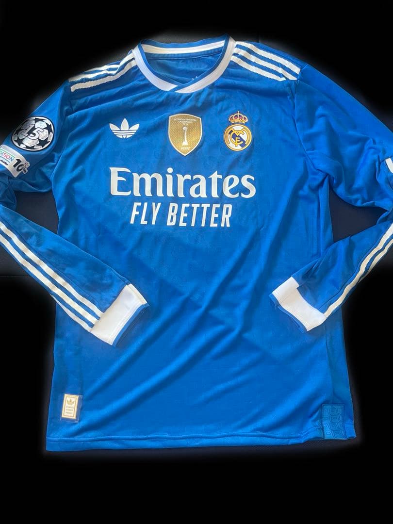 激レア レアルマドリード キリアンムパッペ 長袖ユニフォーム背番号10